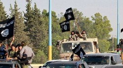 Các tay súng khủng bố IS trên chiến trường Syria, ảnh minh họa Masdar News