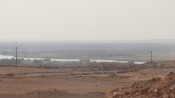 Vùng chiến trường trên bờ đông sông Euphrates thuộc địa phận tỉnh Deir Ezzor