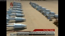 Vũ khí thu giữ được của lực lượng Hồi giáo cực đoan ở tỉnh Daraa. Ảnh minh họa video