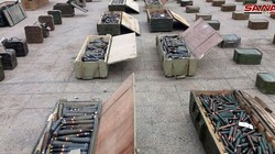 Quân đội Syria phát hiện một kho vũ khí lớn ở Quneitra. Ảnh video: SANA.