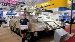 Xe yểm trợ hỏa lực tăng thiết giáp và bộ binh QN-506 của PLA. Ảnh minh họa RG