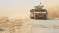 Lực lượng SDF chuẩn bị tiến hành cuộc tấn công vào chiến tuyến của IS ở Deir Ezzor. Ảnh: South Front.