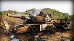 Xe tăng Abrams bị lực lượng Houthis tiêu diệt ở Yemen. Ảnh minh họa South Front