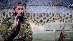 Một tay súng khủng bố HTS trên chiến trường Idlib, chống phá thỏa thuận khu phi quân sự Sochi.