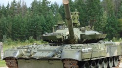 Xe tăng T-80M2, Object 219AM2 được hoàn thiện bởi các kỹ sư tăng thiết giáp St. Petersburg. Ảnh minh họa Rusian Gazeta