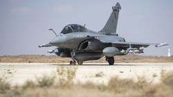 Không quân Liên minh quân sự do Mỹ dẫn đầu trên chiến trường Syria.