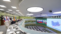 Tổng thống Nga Vladimir Putin, Bộ trưởng Quốc phòng Shoigu theo dõi cuộc thử nghiệm hệ thống tên lửa Avangard. Ảnh: Bộ Quốc phòng Nga.