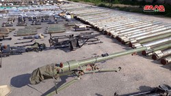 Quân đội Syria thu giữ vũ khí của lực lượng Hồi giáo cực đoan tại ngoại ô Damascus. Ảnh minh họa: SANA.