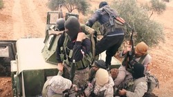 Lực lượng khủng bố HTS tiến hành cuộc tấn công vào chiến tuyến quân đội Syria ở Hama, Idlib. Ảnh minh họa: South Front.