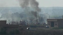 Chiến trường thị trấn Baghouz, Deir Ezzor mịt mù khói lửa. Ảnh minh họa Masdar News