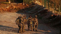 Một nhóm đặc nhiệm Nga xuất hiện trên chiến trường phía tây Deir Ezzor. Ảnh: South Front.