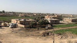 Lực lượng Dân chủ Syria (SDF) trên vùng ngoại ô thị trấn al-Baghuz al-Fawqani. Ảnh: South Front.