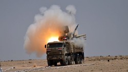 Tổ hợp pháo - tên lửa Pantsir-S1 của quân đội Syria khai hỏa. Ảnh minh họa Masdar News