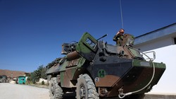 Xe thiết giáp bánh hơi Pháp VAB. Ảnh South Front