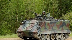 Quân đội Ukraine sử dụng xe thiết giáp M113. Ảnh Military Leak