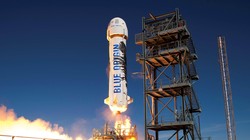 New Shepard của công ty Blue Origin. Ảnh R&T