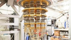 Nguyên mẫu máy tính lượng tử của Google. Ảnh CNET