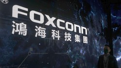 Chính quyền địa phương Trung Quốc phong tỏa cách ly khu vực xung quanh "thành phố iPhone" của Foxconn. Ảnh The Star
