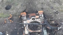 Một chiếc xe tăng Ukraine bị phá hủy hoàn toàn. Ảnh TopWar