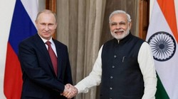 Tổng thống Nga Vladimir Putin và Thủ tướng Ấn Độ Narendra Modi. Ảnh: Times Of Oman