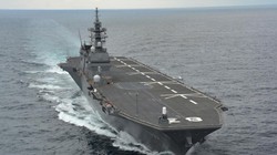 Tàu sân bay trực thăng Izumo của Lực lượng Phòng vệ Biển Nhật Bản (ảnh tư liệu)