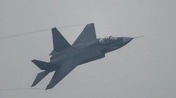 Máy bay chiến đấu tàng hình FC-31 Cốt Ưng do Trung Quốc nghiên cứu phát triển. Ảnh: Cankao