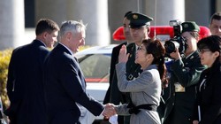 Ngày 4/2/2017, tại Tokyo, Bộ trưởng Quốc phòng Mỹ James Mattis và Bộ trưởng Quốc phòng Nhật Bản Tomomi Inada tiến hành hội đàm. Ảnh: The Japan Times.