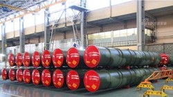 Nga sản xuất tên lửa phòng không S-400. Ảnh: Sina