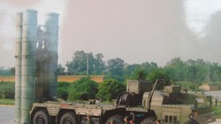 Tên lửa đất đối không tầm xa S-300PMU1 do Nga chế tạo (ảnh tư liệu)