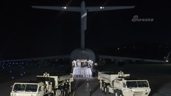 Ngày 6/3/2017, hệ thống phòng thủ khu vực tầm cao đoạn cuối (THAAD) Mỹ bắt đầu được triển khai ở Hàn Quốc. Ảnh: Sina