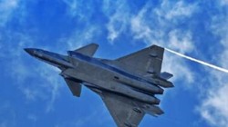 Máy bay chiến đấu J-20 Trung Quốc. Ảnh: People.