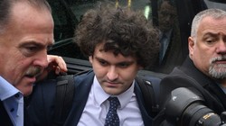 Sam Bankman-Fried đã bác bỏ rất nhiều cáo buộc hình sự liên quan đến sự sụp đổ của FTX