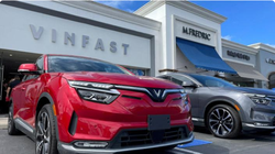 Cổ phiếu VFS của VinFast giảm điểm sau kì nghỉ lễ