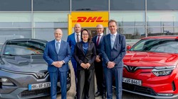 Vinfast hợp tác với công ty Logistuc DHL, cung cấp dịch vụ giao phụ tùng trong vòng 24h tại Châu Âu