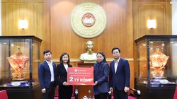 Tập đoàn BRG và Ngân hàng SeABank trao 5 tỷ đồng ủng hộ đồng bào khắc phục hậu quả thiên tai