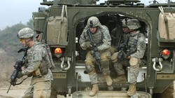 Binh sĩ NATO trong một cuộc tập trận ở Đông Âu