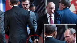 Hai ông Putin và Obama hờ hững bắt tay không buồn nhìn mặt tại Hội nghị thượng đỉnh APEC ở Peru