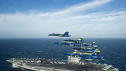 Cụm tác chiến tàu sân bay Mỹ