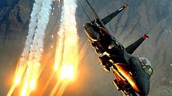 Chiến đấu cơ Mỹ không kích mục tiêu ở chiến trường