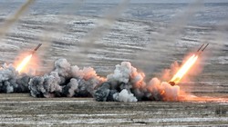 "Hung thần" pháo phản lực nhiệt áp Nga khai hỏa