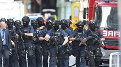 Cảnh sát vũ trang tuần tra trên đường phố London sau loạt vụ tấn công khủng bố ngày 4/6