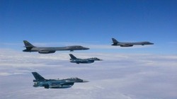 Không quân Nhật Bản tập trận chung với máy bay ném bom chiến lược B-1B của Mỹ gần bán đảo Triều Tiên hôm 8/8
