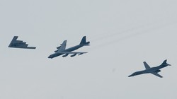 Mỹ từng điều cả bộ 3 máy bay tấn công chiến lược B-2 Spirit, B-1B và B-52 tới khu vực Biển Đông nhằm thị uy