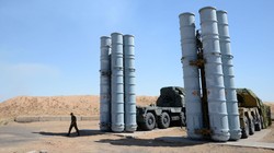 Nga đã chuyển giao các tổ hợp tên lửa S-300 cho Syria sau sự cố máy bay trinh sát IL-20 bị bắn hạ thảm khốc hôm 17/9
