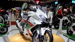 Benelli TNT 125 giá 39,9 triệu đồng