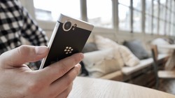  BlackBerry KEYone