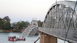 Cầu Ghềnh bị sập ngày 20/3/2016