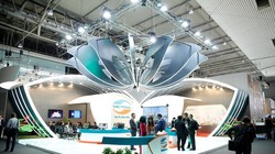 2017 là năm thứ 2 liên tiếp Viettel tham dự sân chơi MWC - hội nghị di động lớn nhất thế giới với sự tham dự của đầy đủ ông lớn trong ngành viễn thông và di động toàn cầu. Năm nay, gian hàng của Viettel được thiết kế theo hình dáng bông sen với chủ đề “Te