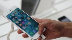 iPhone cũng không thoát tình cảnh trầm lắng chung của thị trường. Ảnh: Thành Duy.