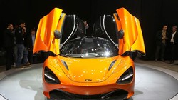 McLaren vừa chính thức giới thiệu chiếc McLaren 720S tại Geneva Motor Show 2017. Đây là model mới nhất của dòng xe McLaren Super Series, thay thế cho mẫu xe tiền nhiệm 650S. McLaren hy vọng 720S sẽ gặt hái thành công vang dội hơn 650S.